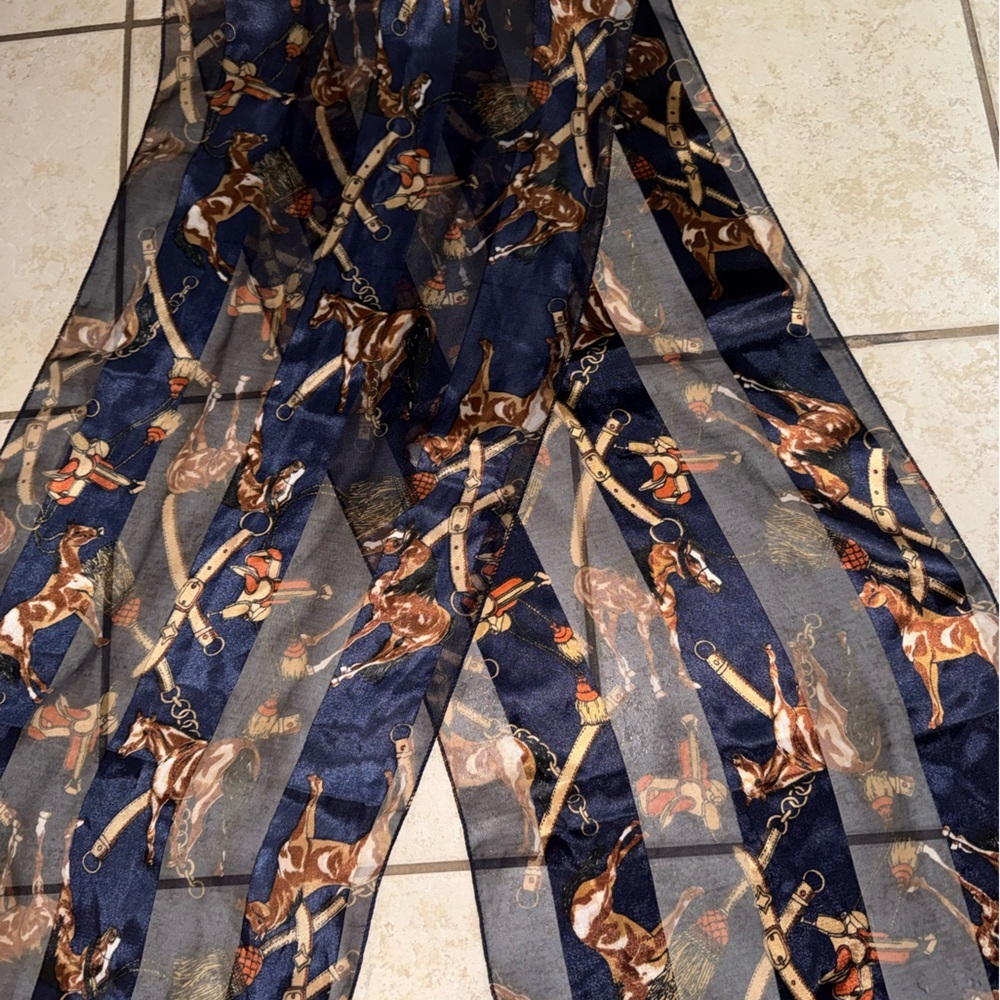 Vintage Equestrian Horse & Tassel Print Silk-Feel Scarf - Picture 5 of 7